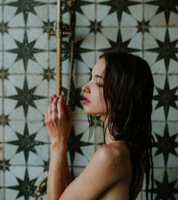 Вика, фото с сайта SexoMytishchi.com